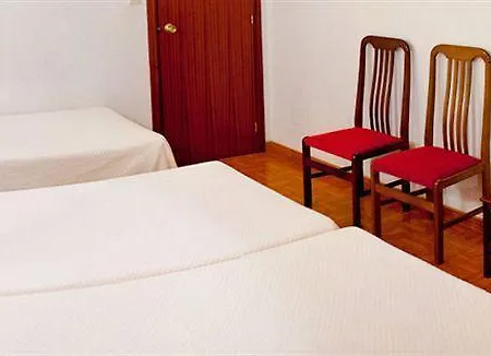 Nido Ξενοδοχείο *